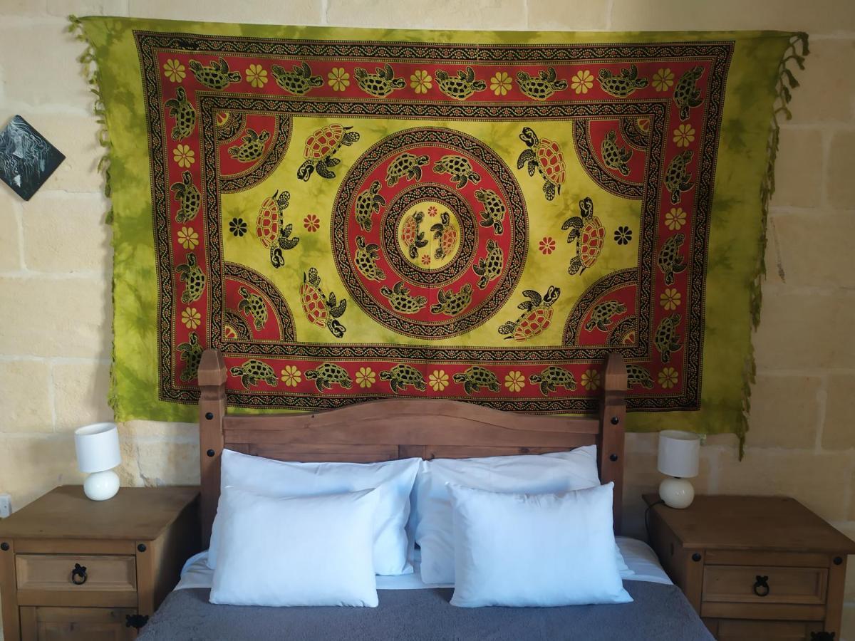 Farmhouse Tal Kaptan Kerċem Екстериор снимка